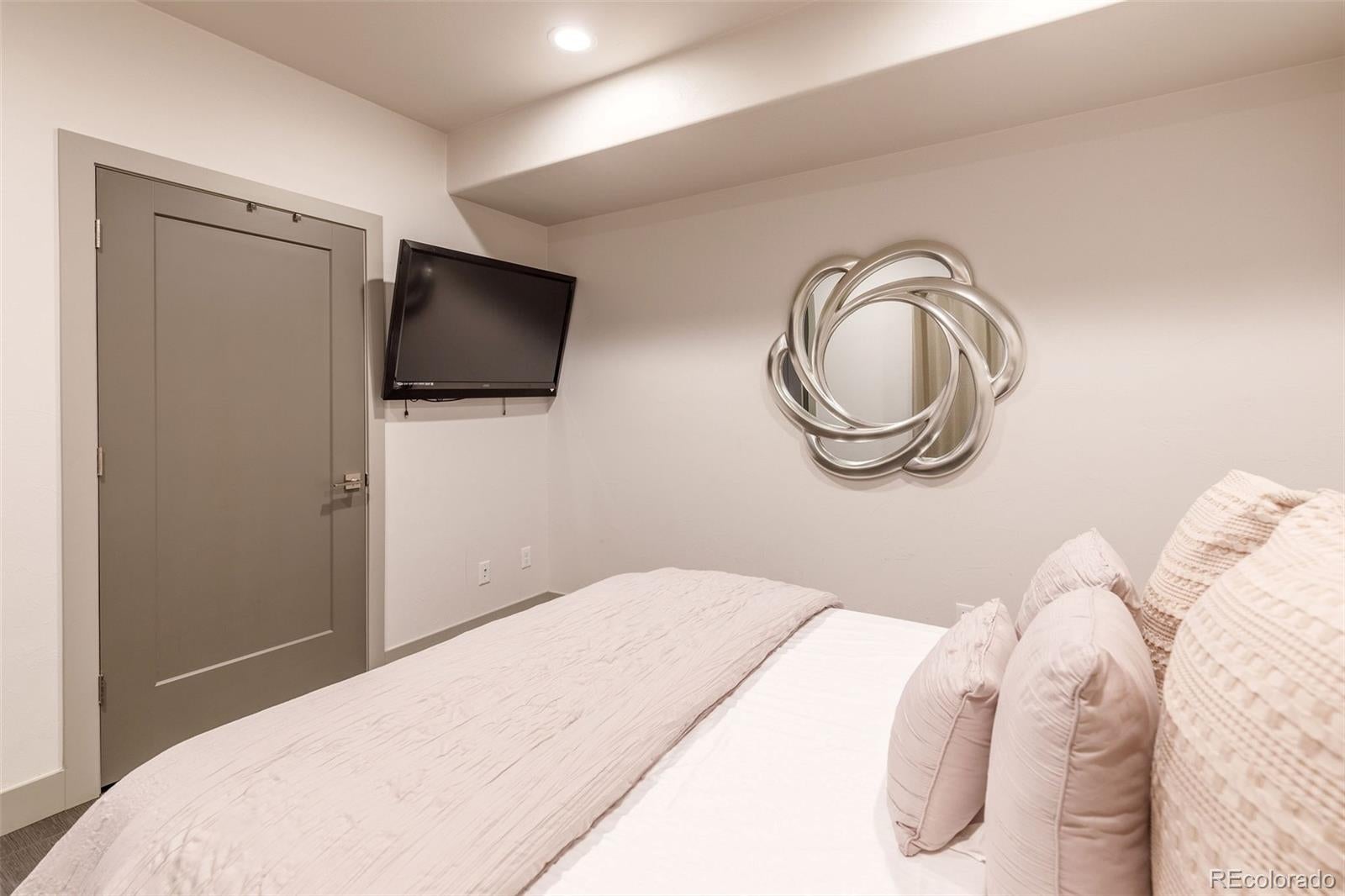 Manitou Springs, Colorado, 80829, United States, 3 Bedrooms Bedrooms, ,3 BathroomsBathrooms,Residential,Active,1969631