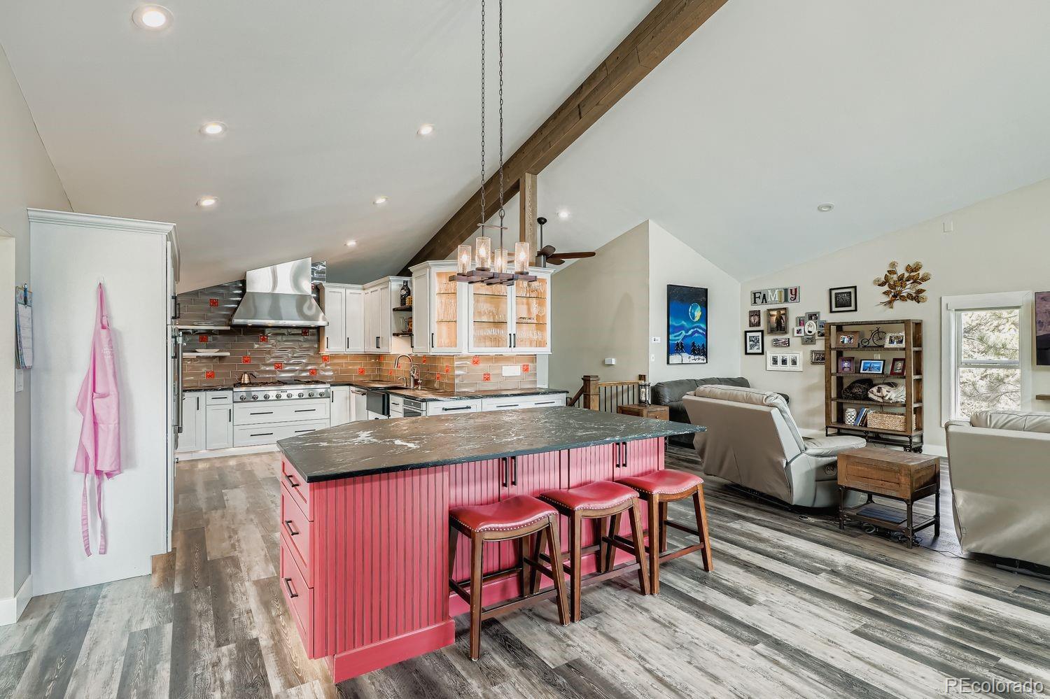 Evergreen, Colorado, 80439, United States, 3 Bedrooms Bedrooms, ,3 BathroomsBathrooms,Residential,Active,1843427