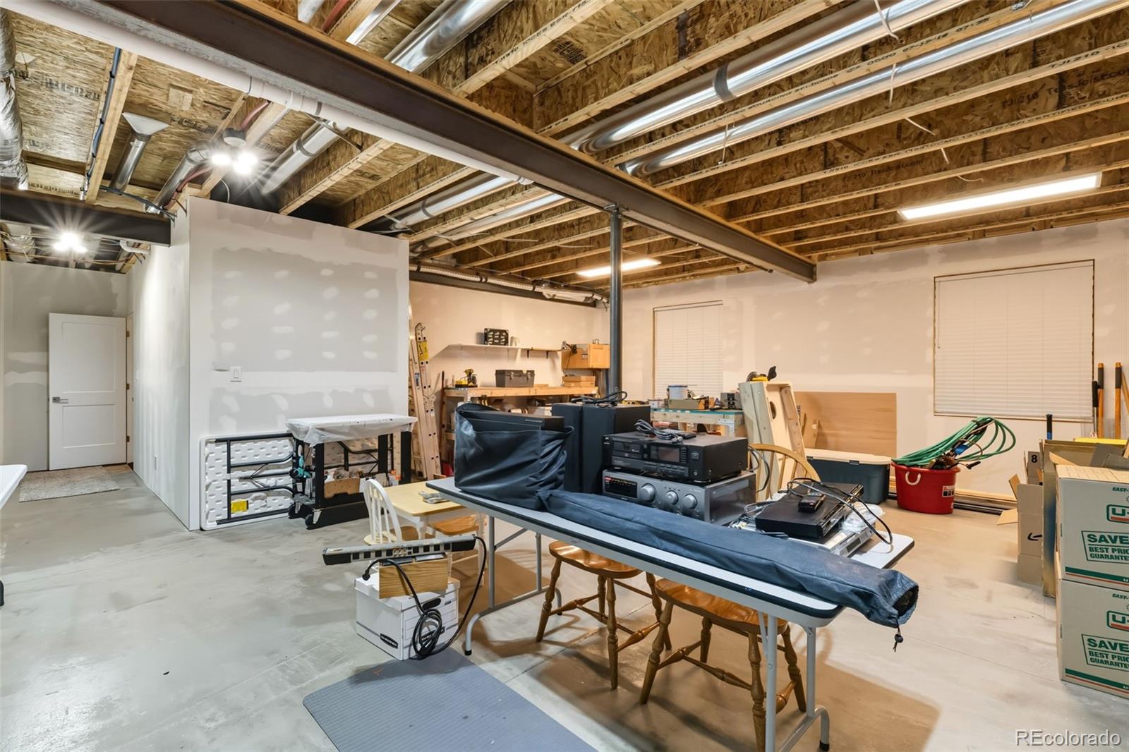 Colorado Springs, Colorado, 80904, United States, 4 Bedrooms Bedrooms, ,5 BathroomsBathrooms,Residential,Active,1985588