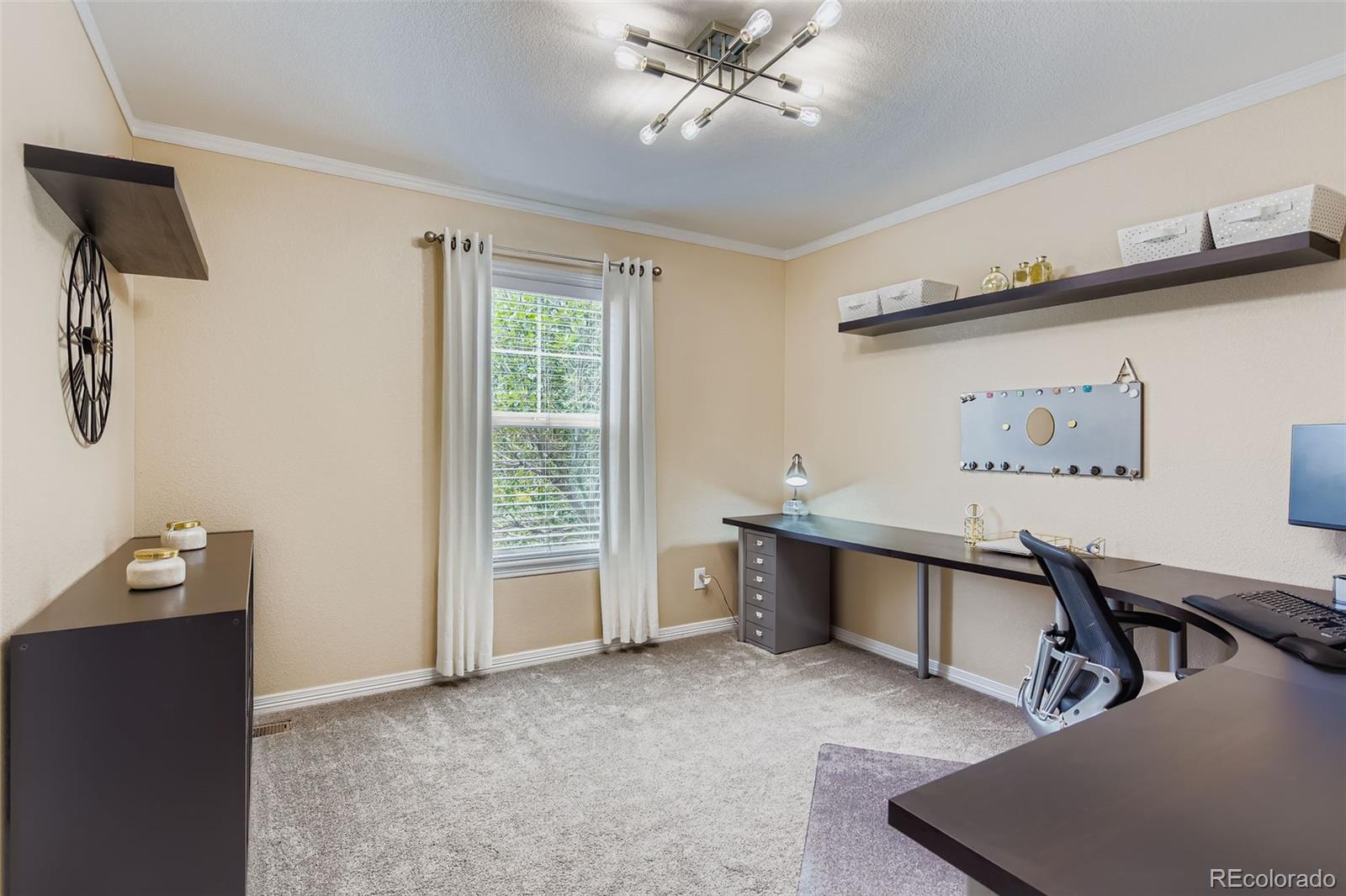 Highlands Ranch, Colorado, 80126, United States, 6 Bedrooms Bedrooms, ,6 BathroomsBathrooms,Residential,Active,1905068