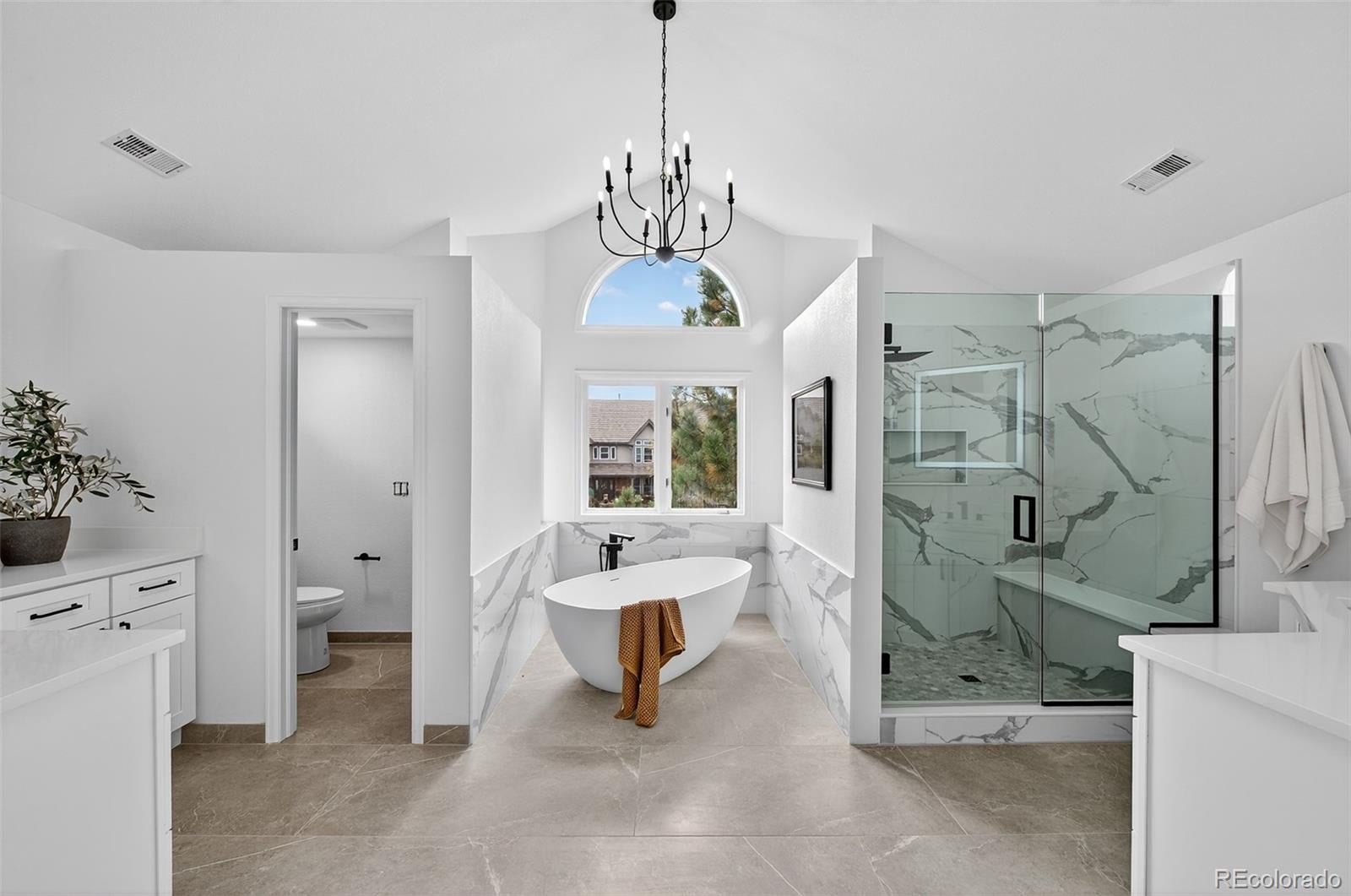 Littleton, Colorado, 80127, United States, 4 Bedrooms Bedrooms, ,5 BathroomsBathrooms,Residential,Active,1961954