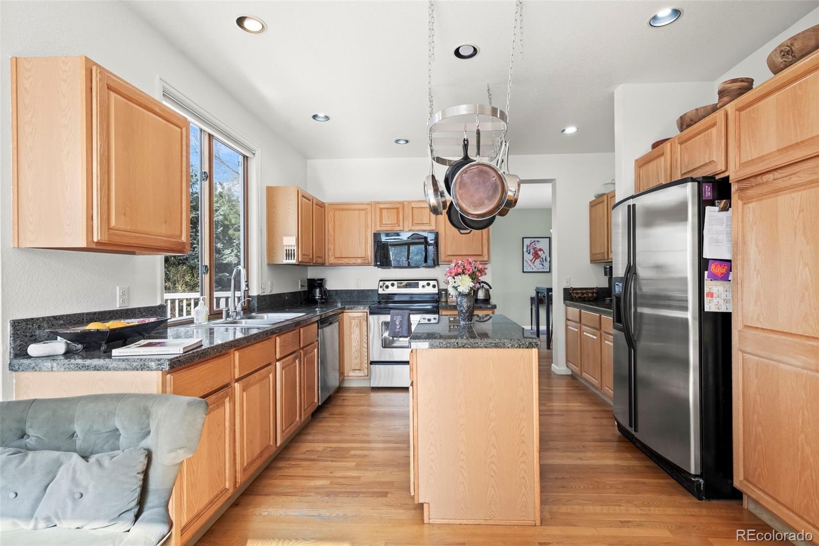 Boulder, Colorado, 80301, United States, 6 Bedrooms Bedrooms, ,4 BathroomsBathrooms,Residential,Active,1944048