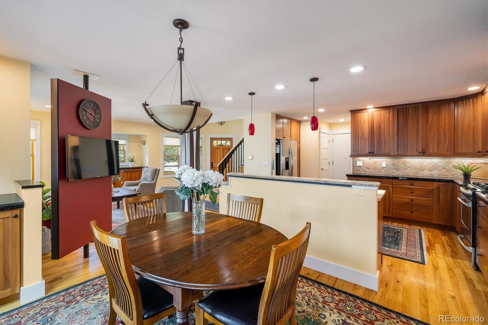 Boulder, Colorado, 80303, United States, 3 Bedrooms Bedrooms, ,4 BathroomsBathrooms,Residential,Active,1820443