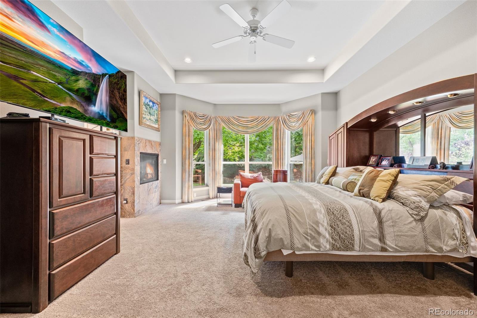 Lone Tree, Colorado, 80124, United States, 4 Bedrooms Bedrooms, ,5 BathroomsBathrooms,Residential,Active,1909066