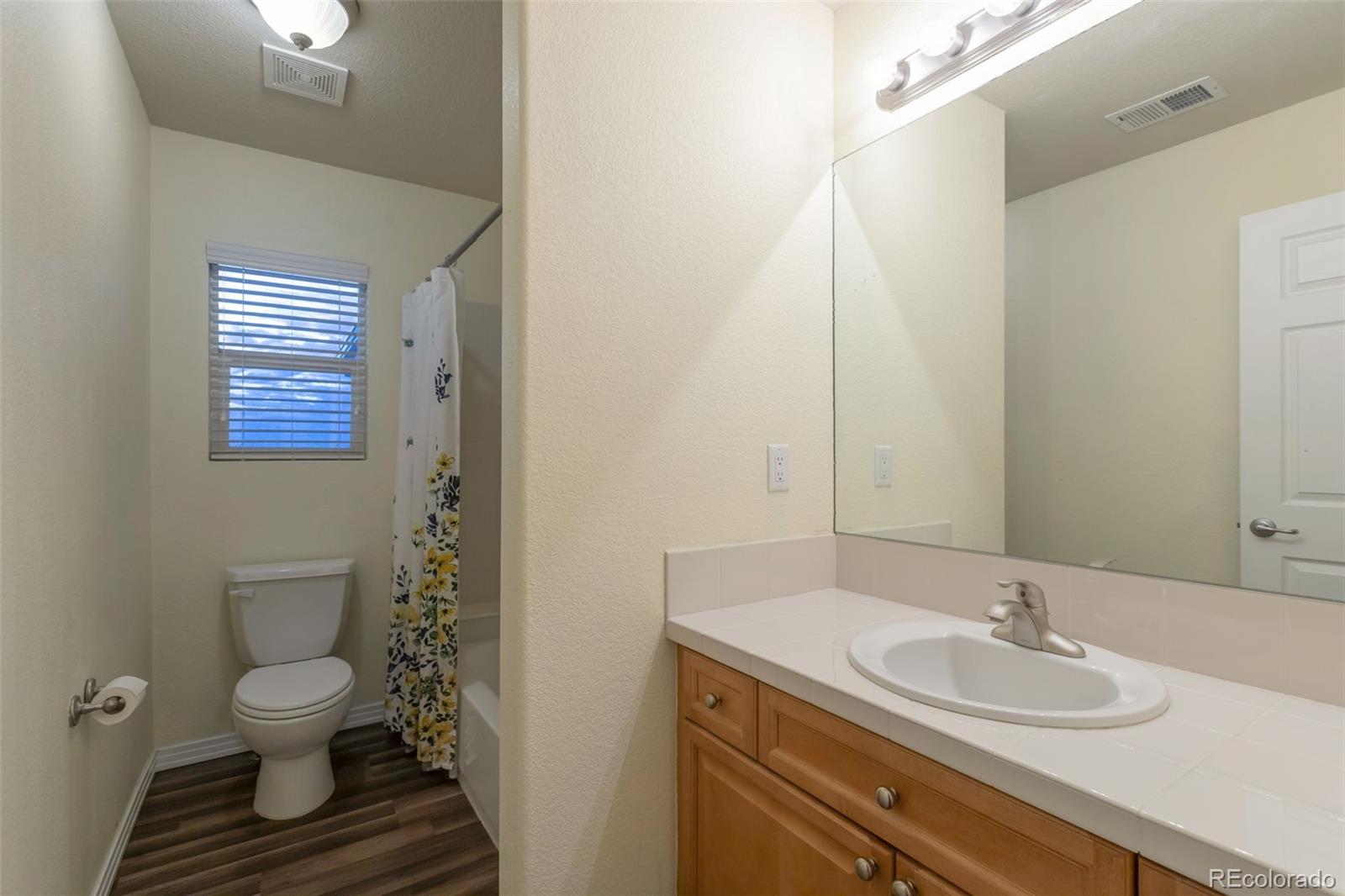 Aurora, Colorado, 80016, United States, 5 Bedrooms Bedrooms, ,7 BathroomsBathrooms,Residential,Active,1929689