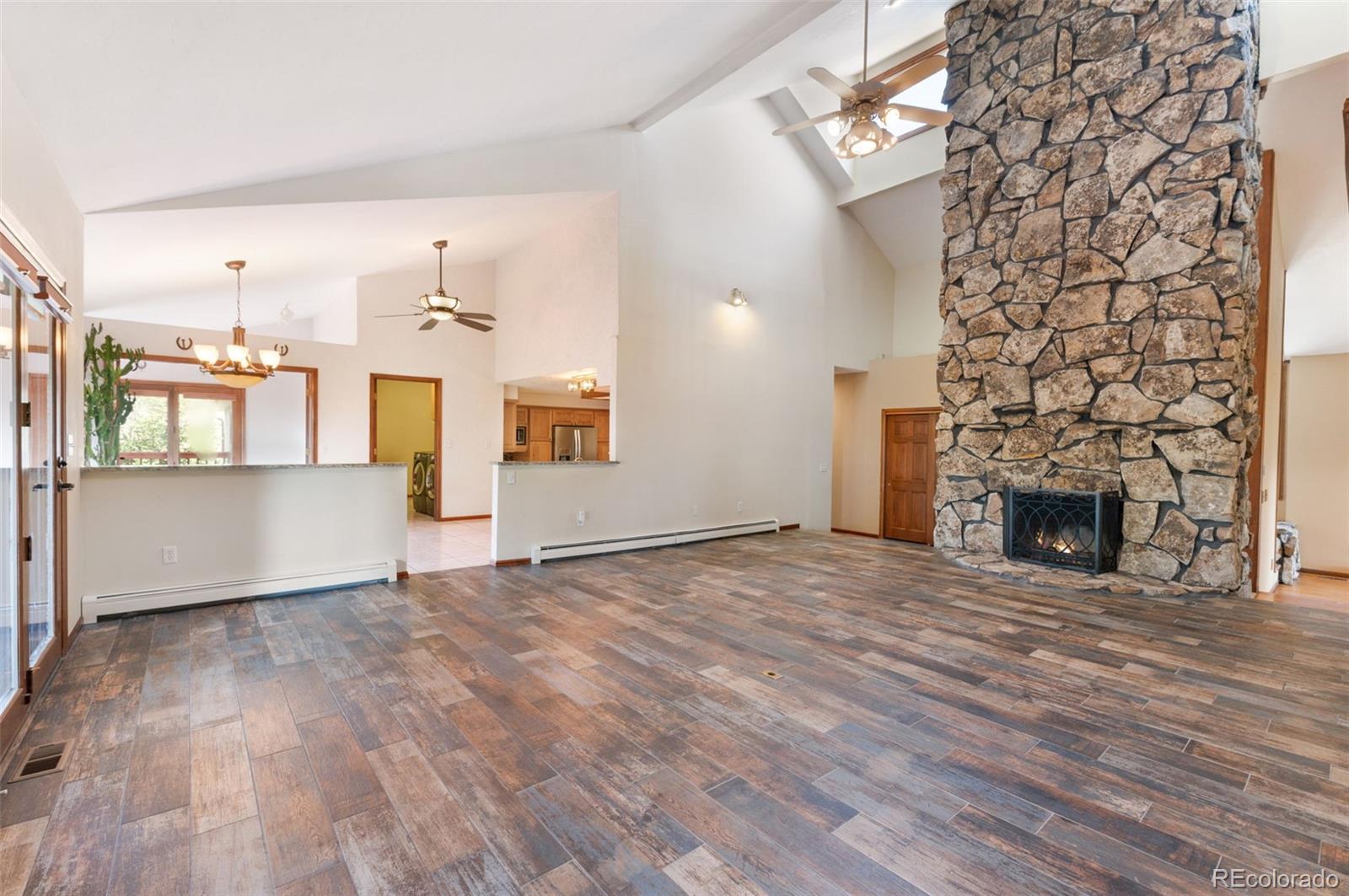 Castle Rock, Colorado, 80109, United States, 7 Bedrooms Bedrooms, ,5 BathroomsBathrooms,Residential,Active,1941111