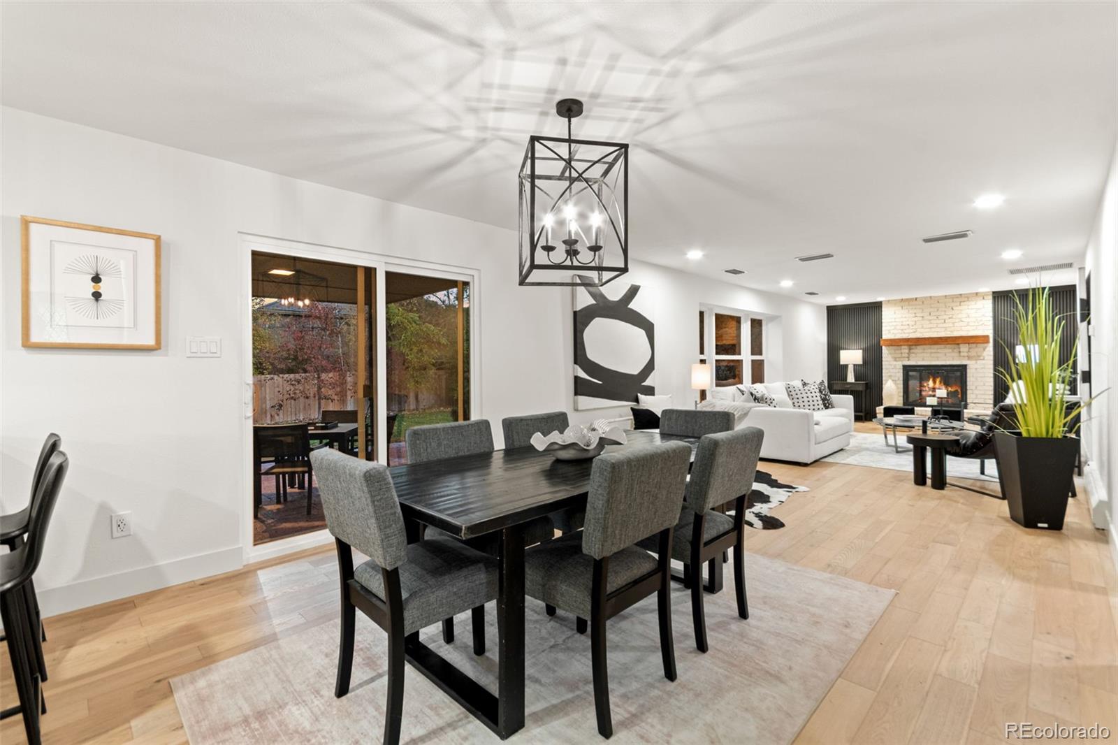 Denver, Colorado, 80237, United States, ,4 BathroomsBathrooms,Residential,Active,1894229