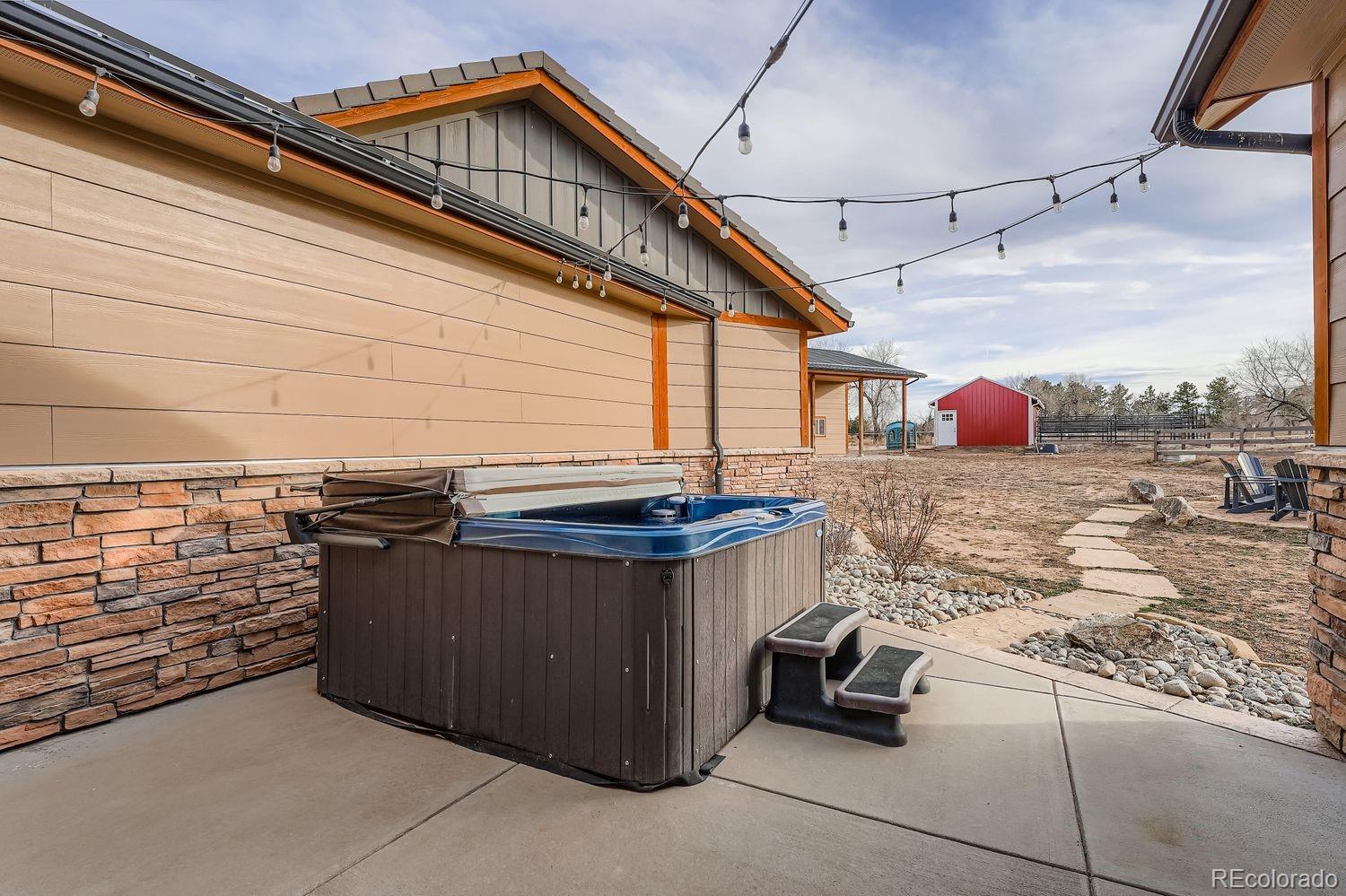 Littleton, Colorado, 80125, United States, 4 Bedrooms Bedrooms, ,5 BathroomsBathrooms,Residential,Active,2008311