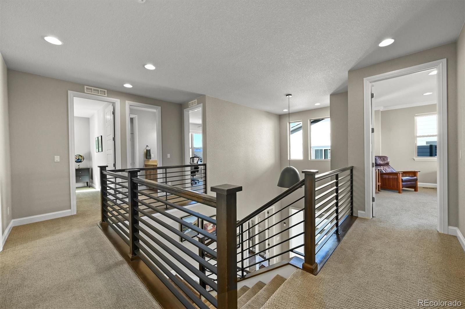 Highlands Ranch, Colorado, 80126, United States, 4 Bedrooms Bedrooms, ,4 BathroomsBathrooms,Residential,Active,2008281