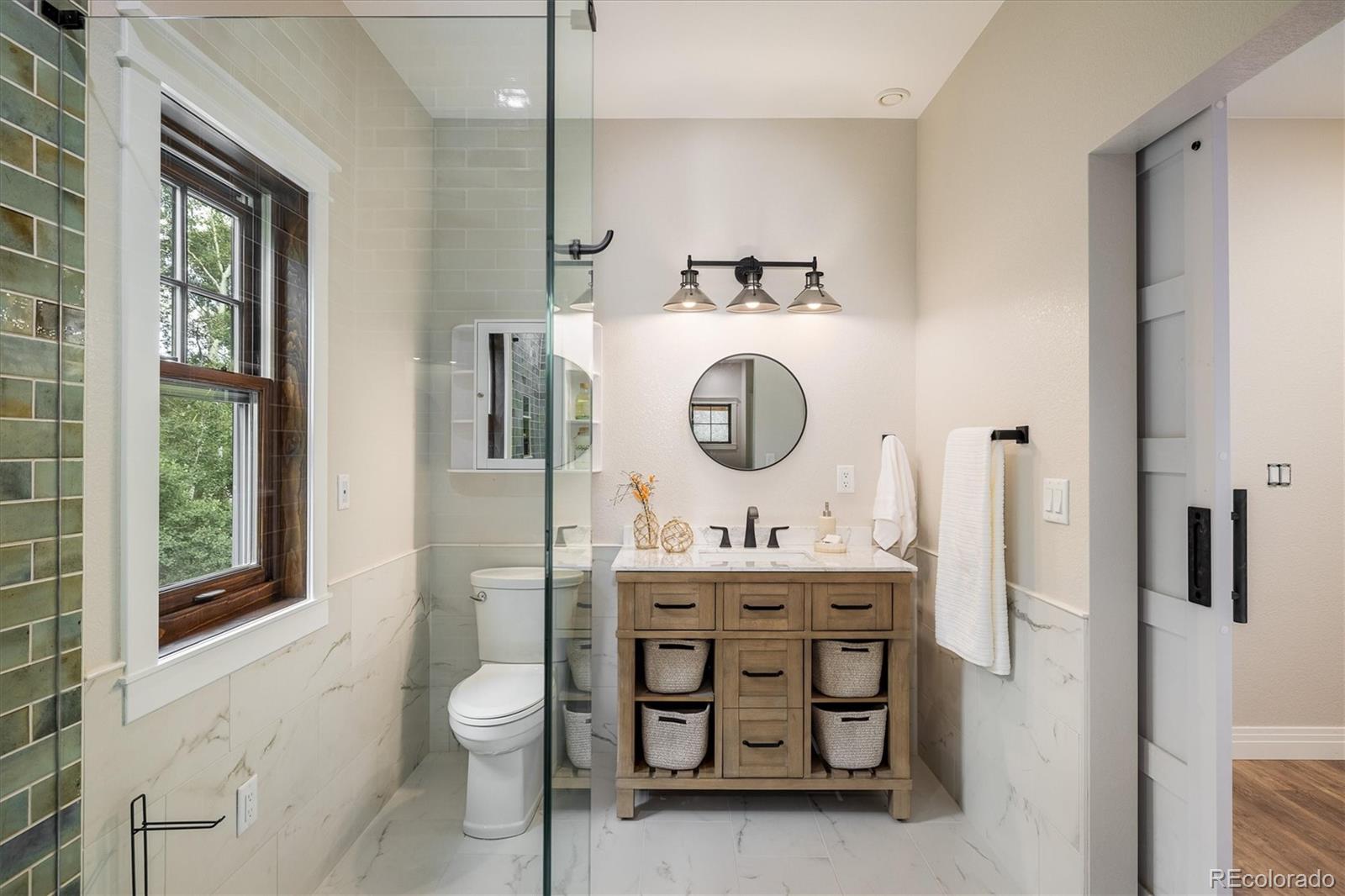 Golden, Colorado, 80403, United States, 2 Bedrooms Bedrooms, ,3 BathroomsBathrooms,Residential,Contingent,1889003