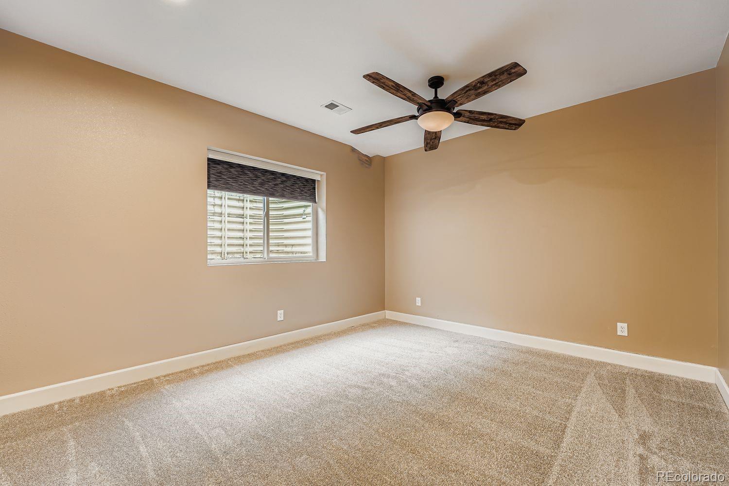 Littleton, Colorado, 80125, United States, 4 Bedrooms Bedrooms, ,5 BathroomsBathrooms,Residential,Active,2008311