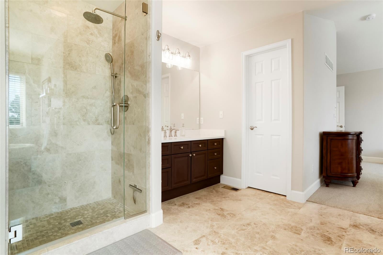 Highlands Ranch, Colorado, 80126, United States, 5 Bedrooms Bedrooms, ,5 BathroomsBathrooms,Residential,Active,1922291