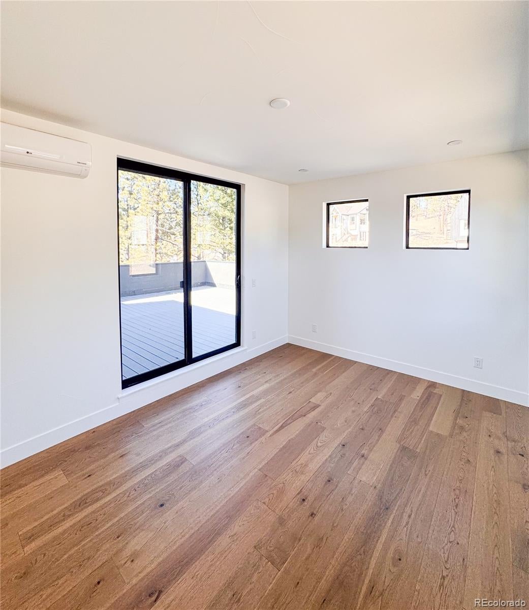 Evergreen, Colorado, 80439, United States, 5 Bedrooms Bedrooms, ,6 BathroomsBathrooms,Residential,Active,2008684