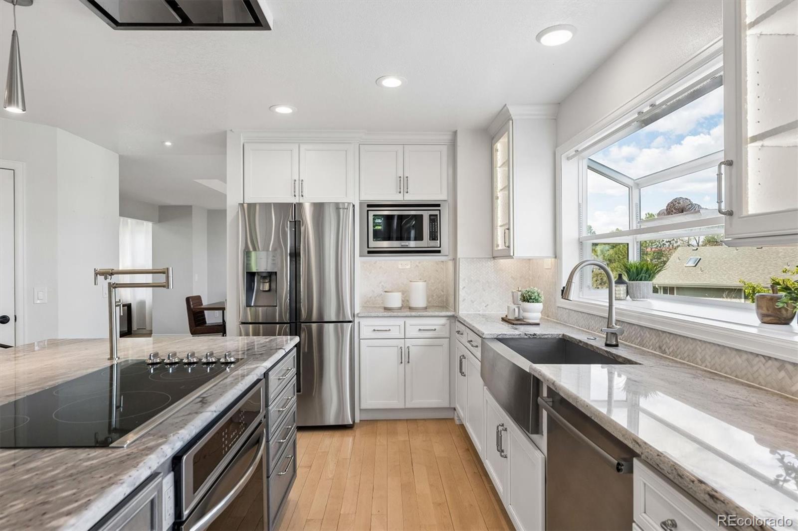 Highlands Ranch, Colorado, 80126, United States, 4 Bedrooms Bedrooms, ,3 BathroomsBathrooms,Residential,Active,2045752