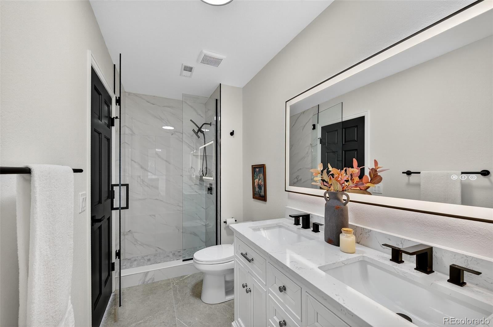 Littleton, Colorado, 80127, United States, 4 Bedrooms Bedrooms, ,5 BathroomsBathrooms,Residential,Active,1961954