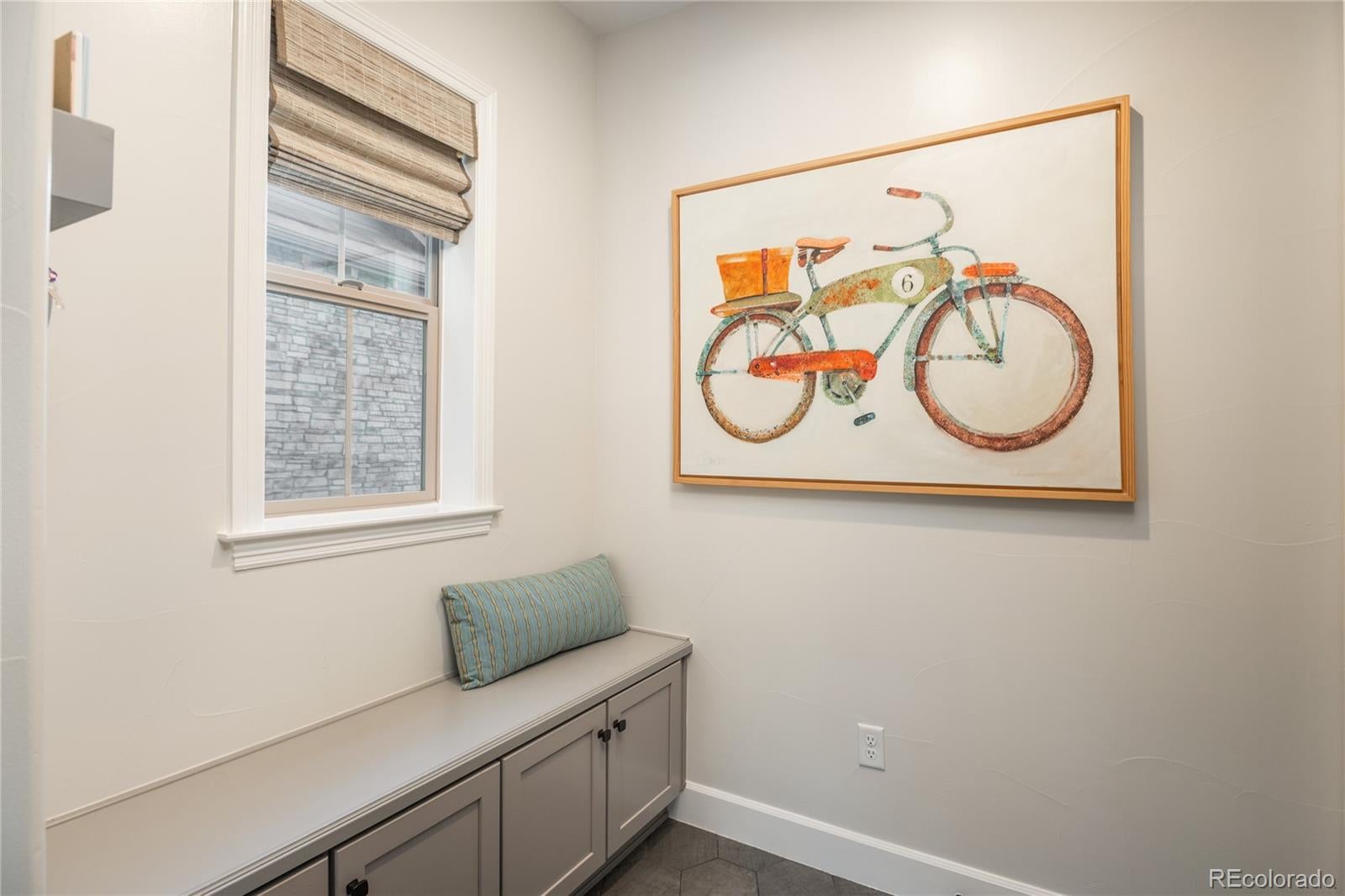 Highlands Ranch, Colorado, 80126, United States, 6 Bedrooms Bedrooms, ,5 BathroomsBathrooms,Residential,Active,2010901