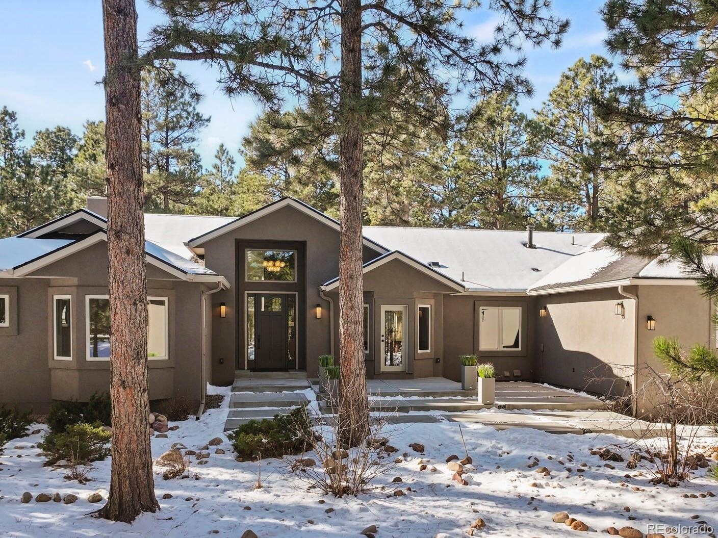 Colorado Springs, Colorado, 80908, United States, 4 Bedrooms Bedrooms, ,5 BathroomsBathrooms,Residential,Active,1999177