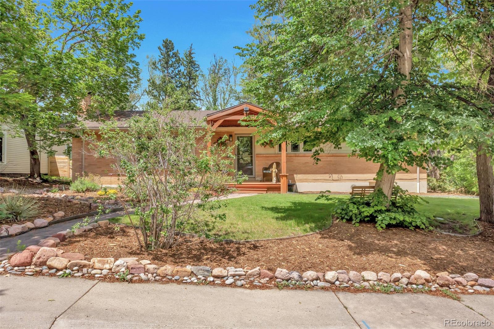 Boulder, Colorado, 80302, United States, 5 Bedrooms Bedrooms, ,2 BathroomsBathrooms,Residential,Active,2041751