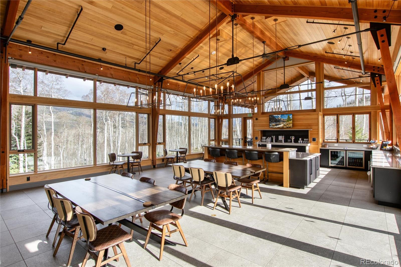Silverthorne, Colorado, 80498, United States, 3 Bedrooms Bedrooms, ,3 BathroomsBathrooms,Residential,Active,1823934