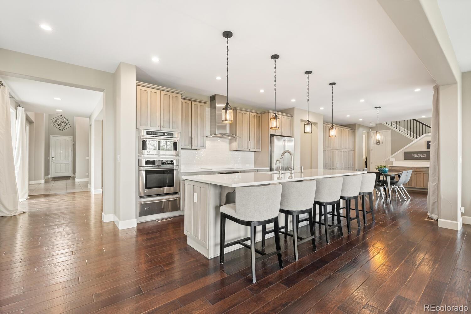 Highlands Ranch, Colorado, 80126, United States, 5 Bedrooms Bedrooms, ,7 BathroomsBathrooms,Residential,Active,2010899