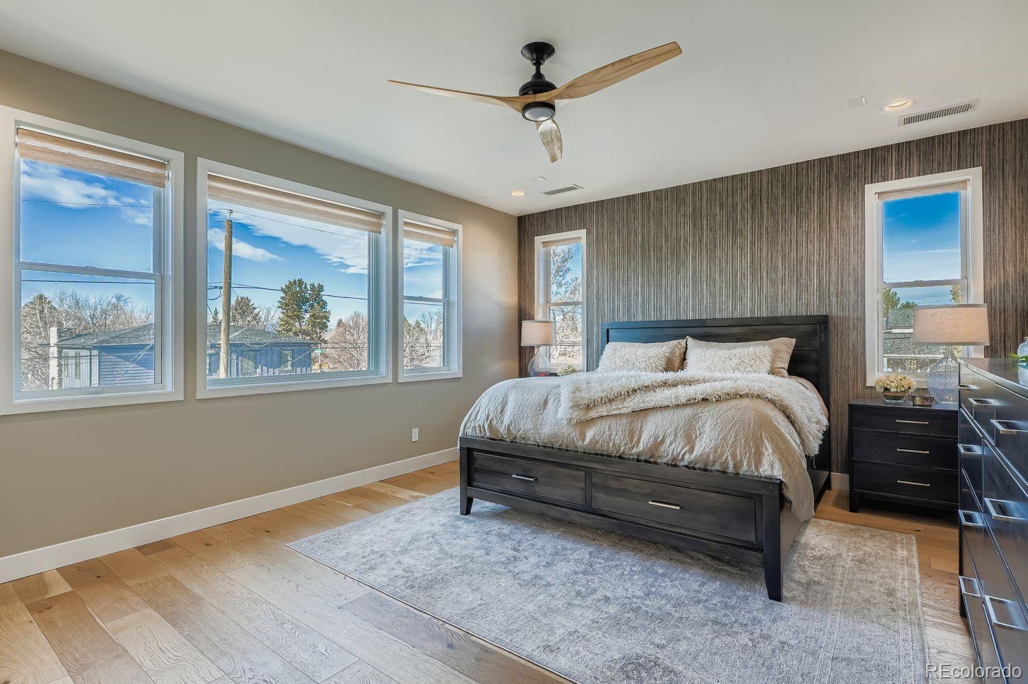 Denver, Colorado, 80210, United States, 5 Bedrooms Bedrooms, ,6 BathroomsBathrooms,Residential,Active,2010187