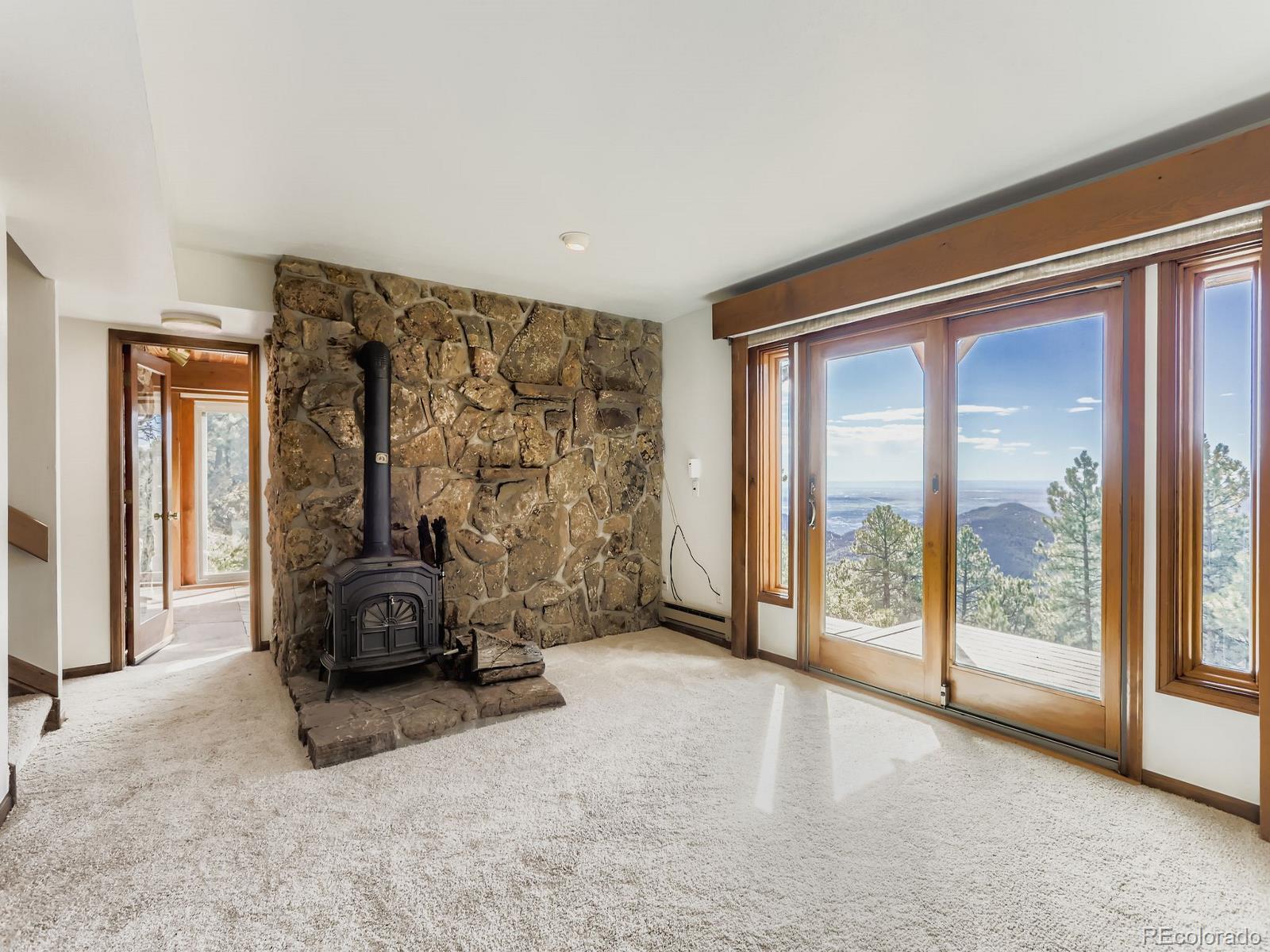 Boulder, Colorado, 80302, United States, 3 Bedrooms Bedrooms, ,3 BathroomsBathrooms,Residential,Active,1944050