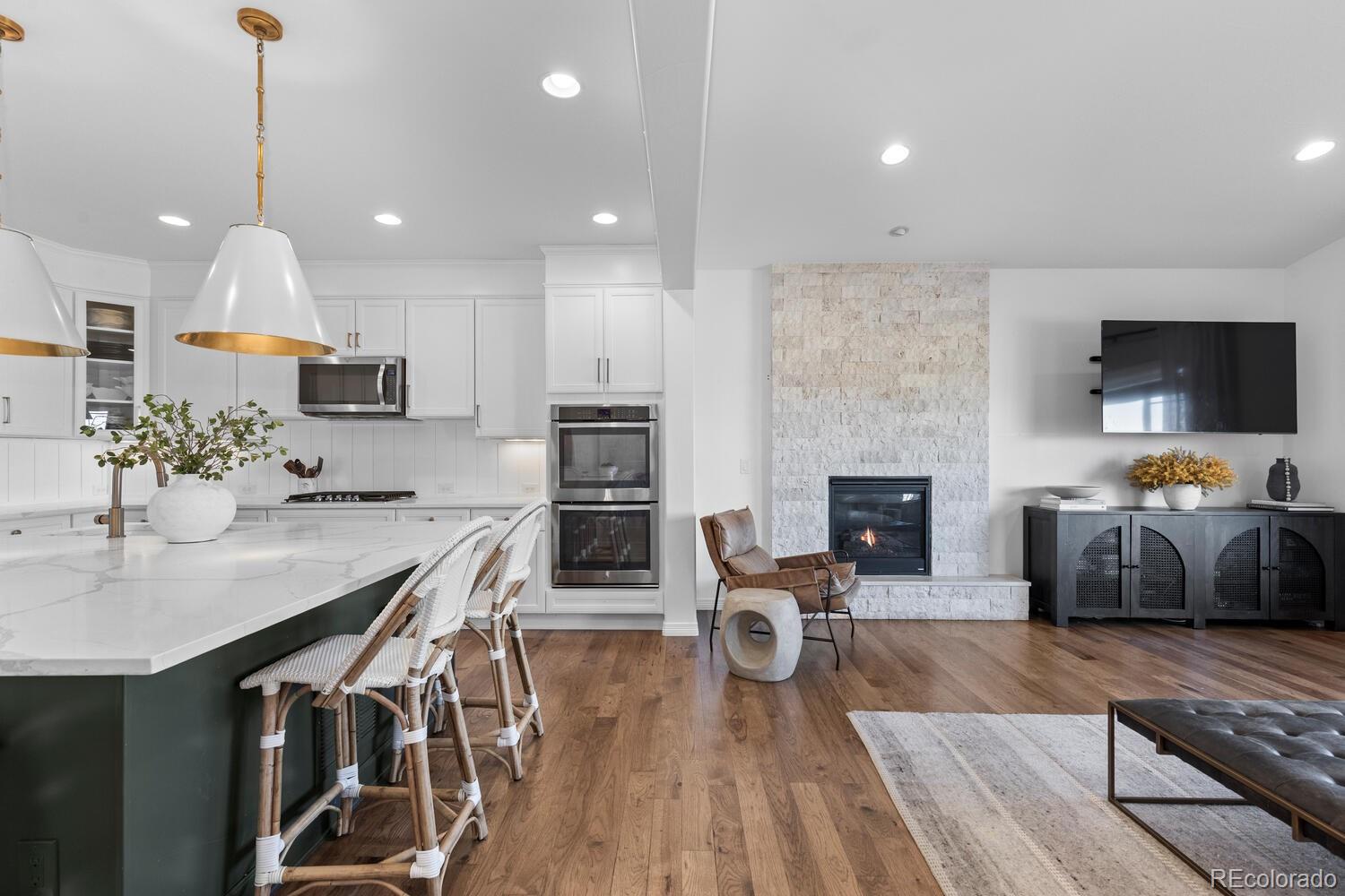 Highlands Ranch, Colorado, 80126, United States, 4 Bedrooms Bedrooms, ,5 BathroomsBathrooms,Residential,Active,1988429