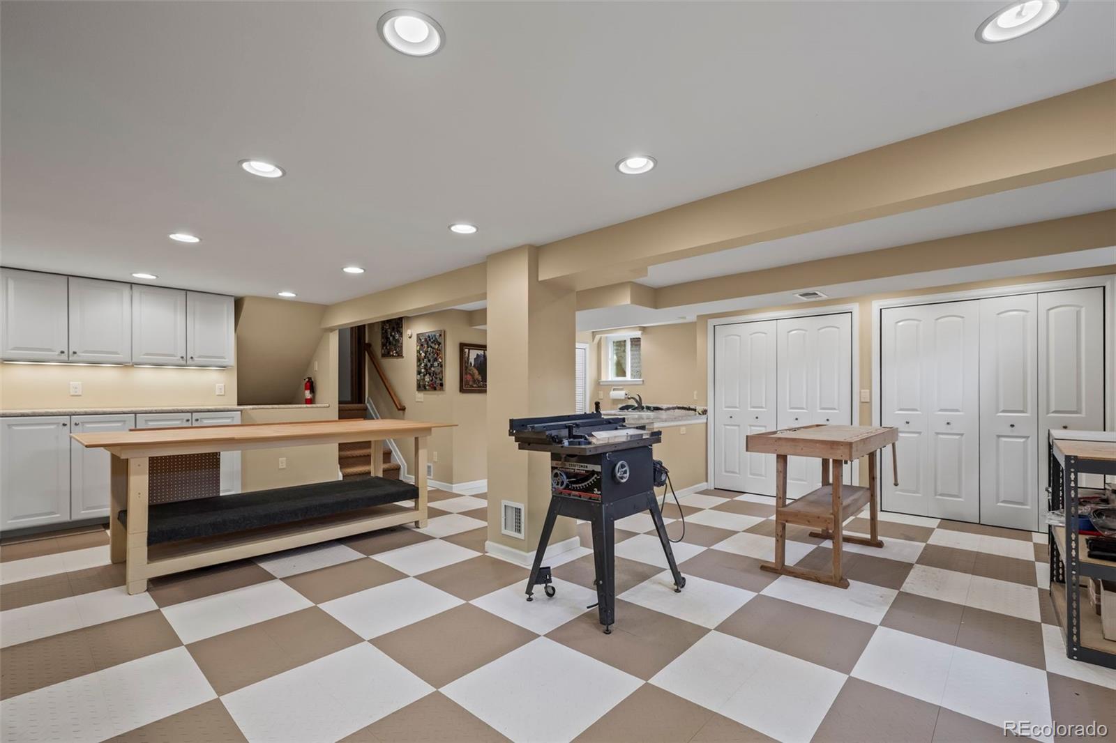 Boulder, Colorado, 80303, United States, 4 Bedrooms Bedrooms, ,3 BathroomsBathrooms,Residential,Contingent,1944054