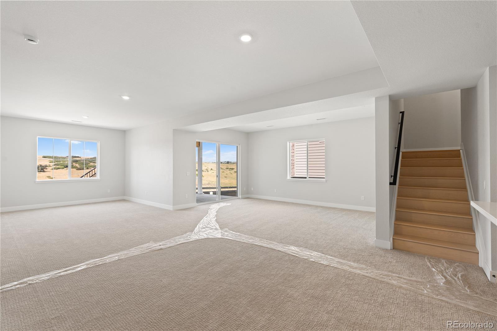 Castle Pines, Colorado, 80108, United States, 5 Bedrooms Bedrooms, ,6 BathroomsBathrooms,Residential,Active,1900196