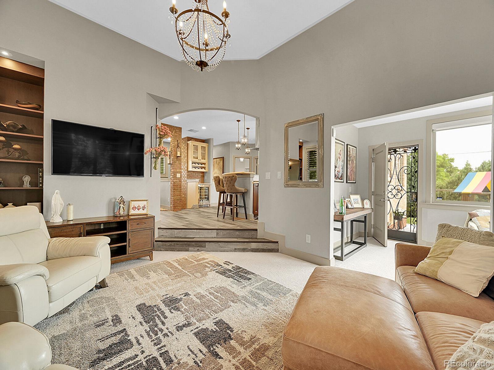 Denver, Colorado, 80212, United States, 4 Bedrooms Bedrooms, ,3 BathroomsBathrooms,Residential,Active,1946316
