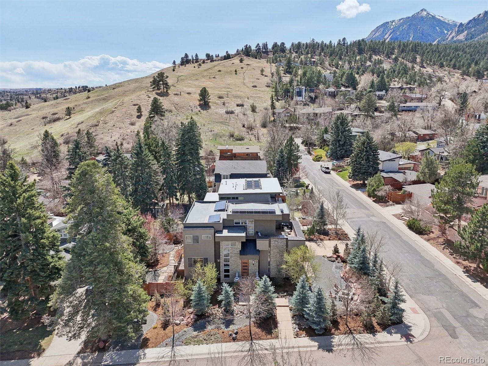 Boulder, Colorado, 80302, United States, 5 Bedrooms Bedrooms, ,6 BathroomsBathrooms,Residential,Active,1944020