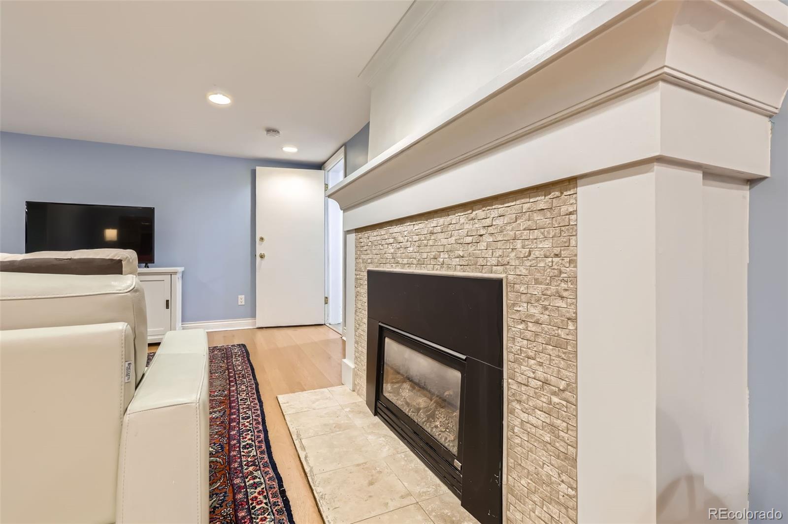 Denver, Colorado, 80209, United States, 4 Bedrooms Bedrooms, ,4 BathroomsBathrooms,Residential,Active,1824008