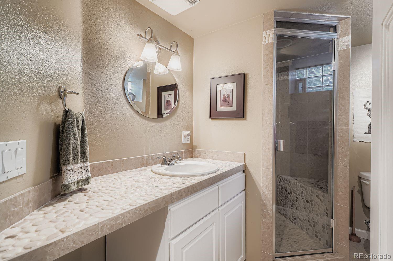 Denver, Colorado, 80209, United States, 3 Bedrooms Bedrooms, ,3 BathroomsBathrooms,Residential,Active,1987207