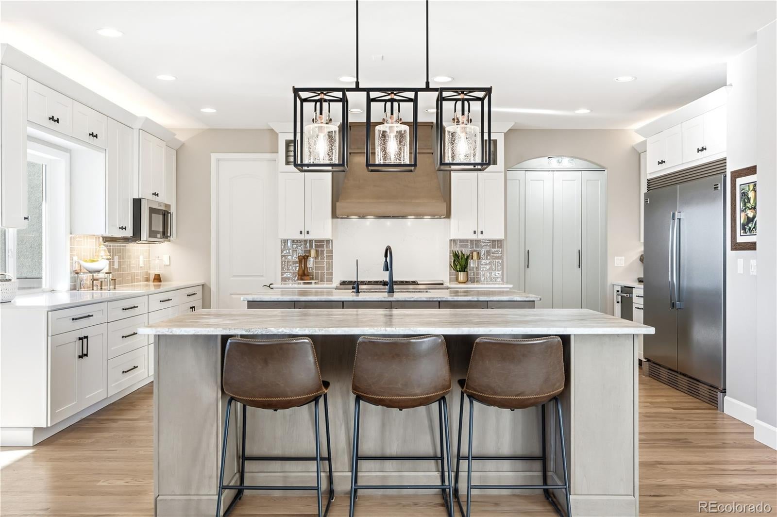 Castle Rock, Colorado, 80104, United States, 5 Bedrooms Bedrooms, ,5 BathroomsBathrooms,Residential,Active,2010186