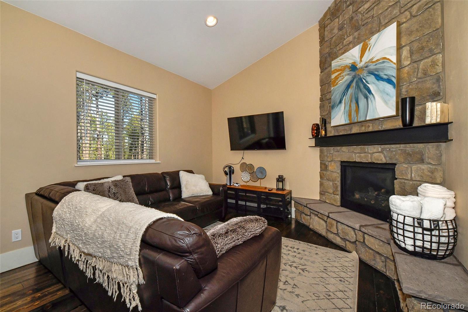 Colorado Springs, Colorado, 80908, United States, 7 Bedrooms Bedrooms, ,7 BathroomsBathrooms,Residential,Active,2016716