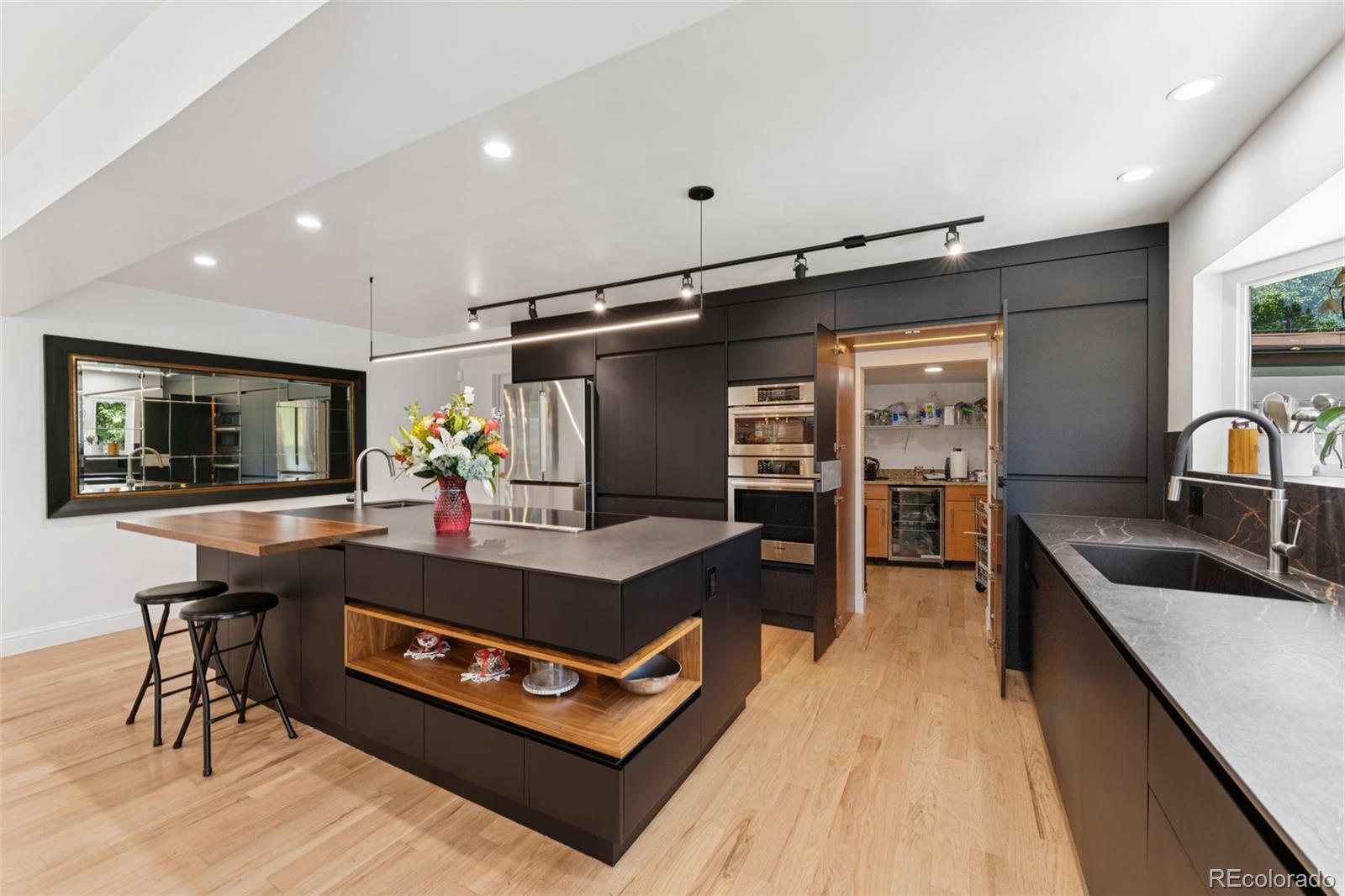 Greenwood Village, Colorado, 80111, United States, 5 Bedrooms Bedrooms, ,5 BathroomsBathrooms,Residential,Active,1907969