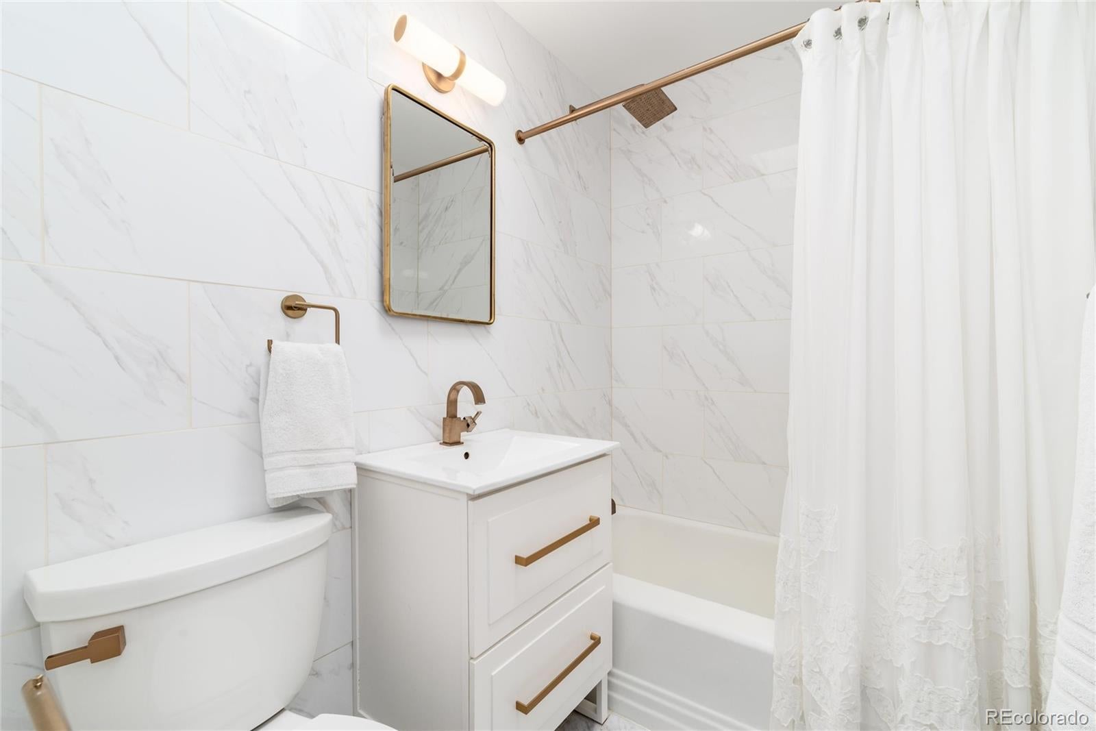 Denver, Colorado, 80209, United States, 3 Bedrooms Bedrooms, ,2 BathroomsBathrooms,Residential,Active,2015814