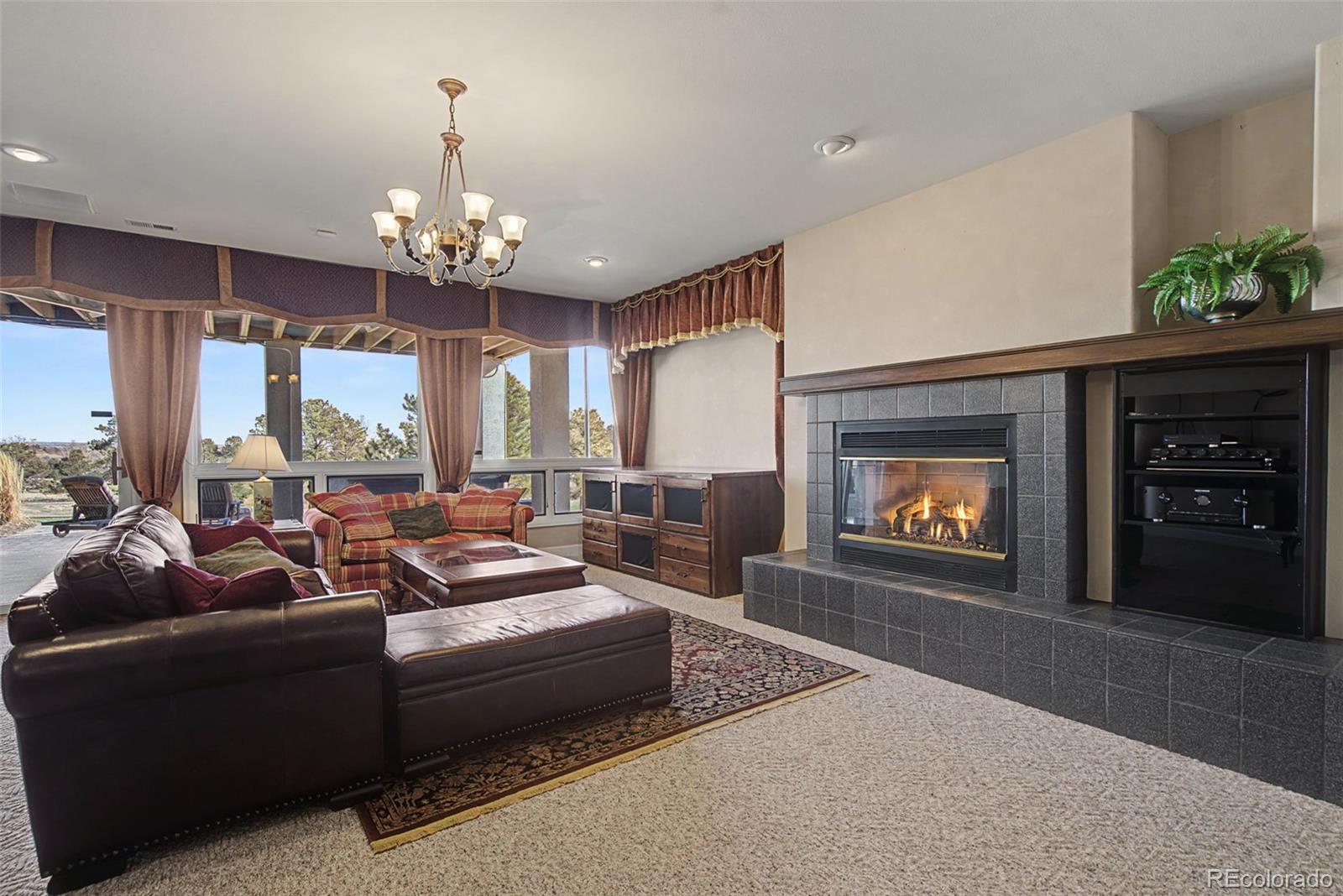 Colorado Springs, Colorado, 80906, United States, 4 Bedrooms Bedrooms, ,4 BathroomsBathrooms,Residential,Active,2017102