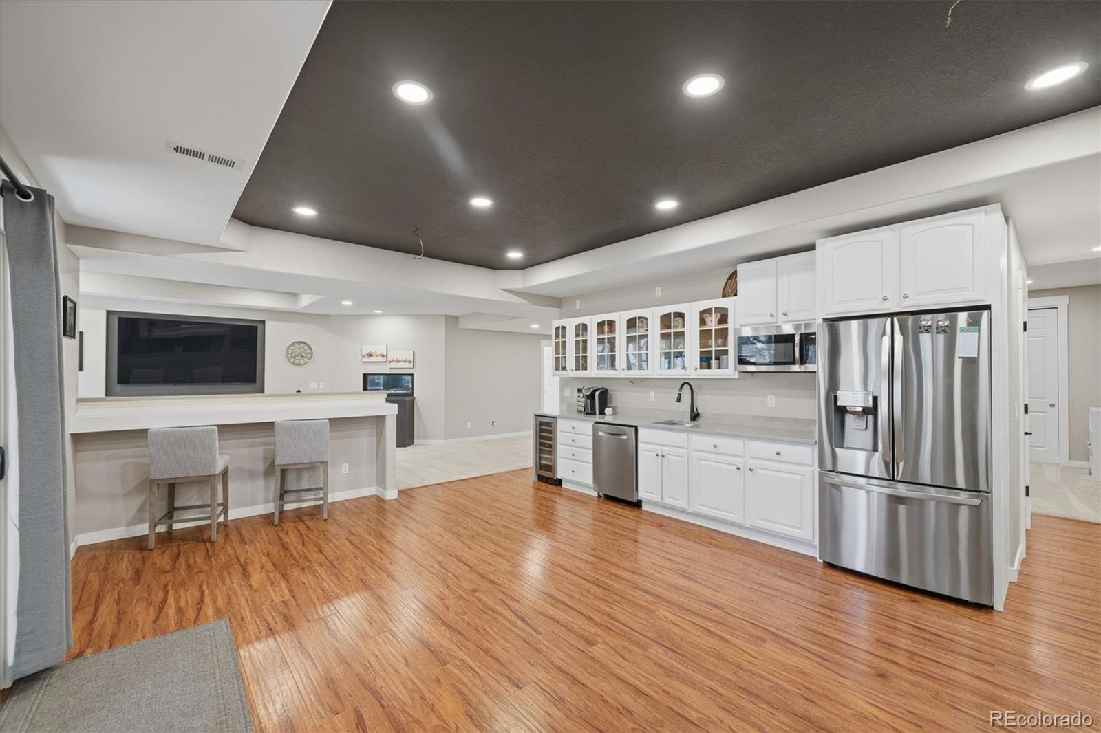 Littleton, Colorado, 80123, United States, 5 Bedrooms Bedrooms, ,6 BathroomsBathrooms,Residential,Active,2012465