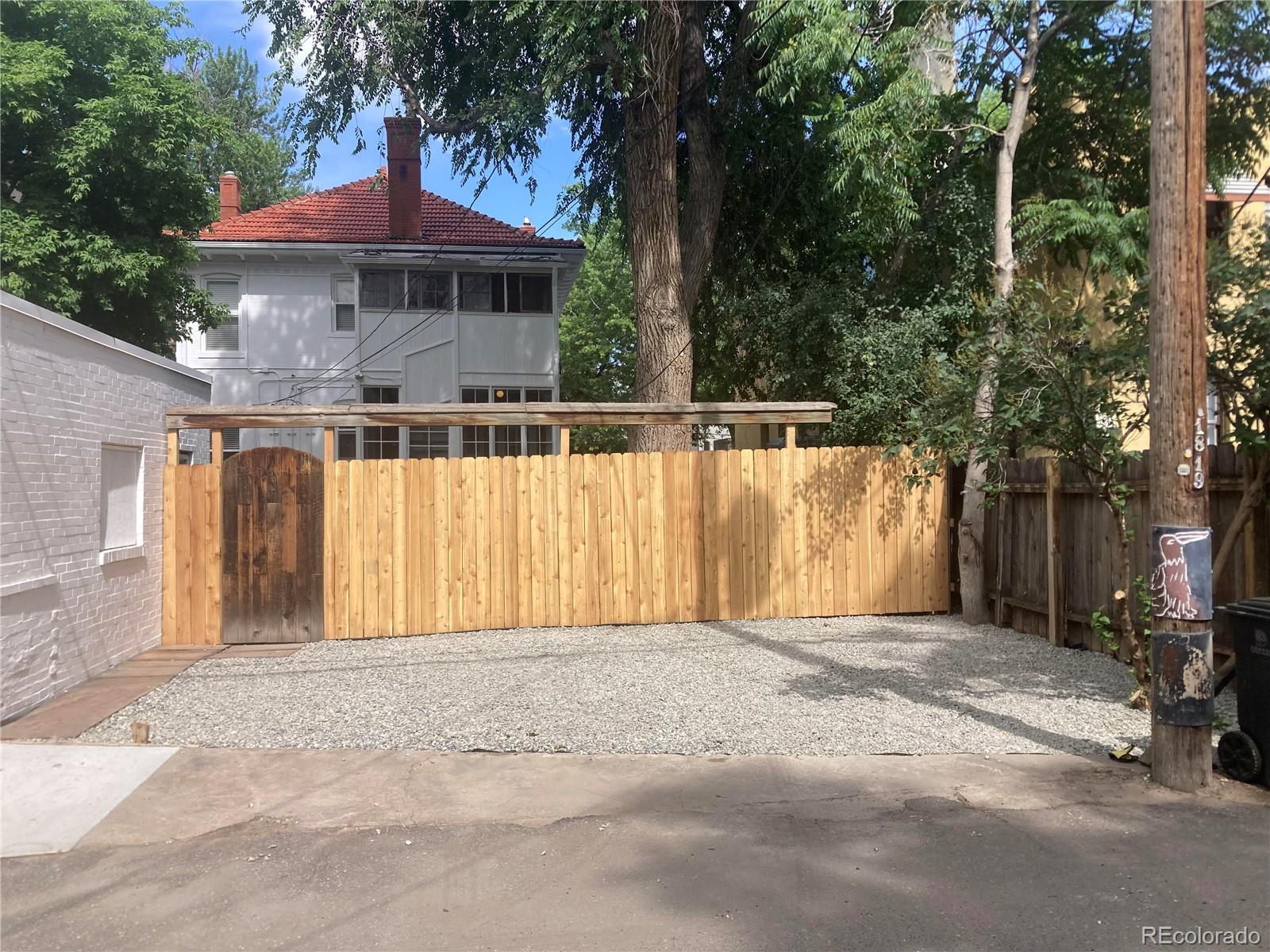 Denver, Colorado, 80206, United States, 6 Bedrooms Bedrooms, ,3 BathroomsBathrooms,Residential,Active,1798154