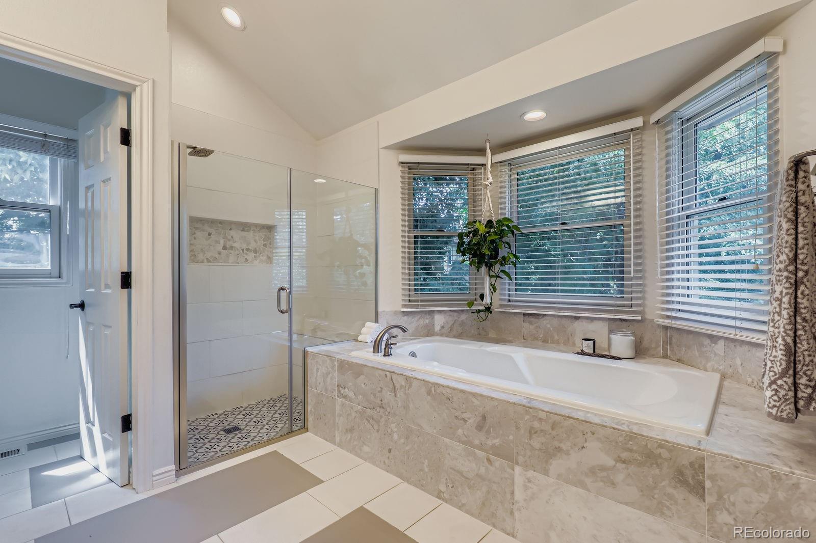Englewood, Colorado, 80111, United States, 6 Bedrooms Bedrooms, ,5 BathroomsBathrooms,Residential,Active,1904158