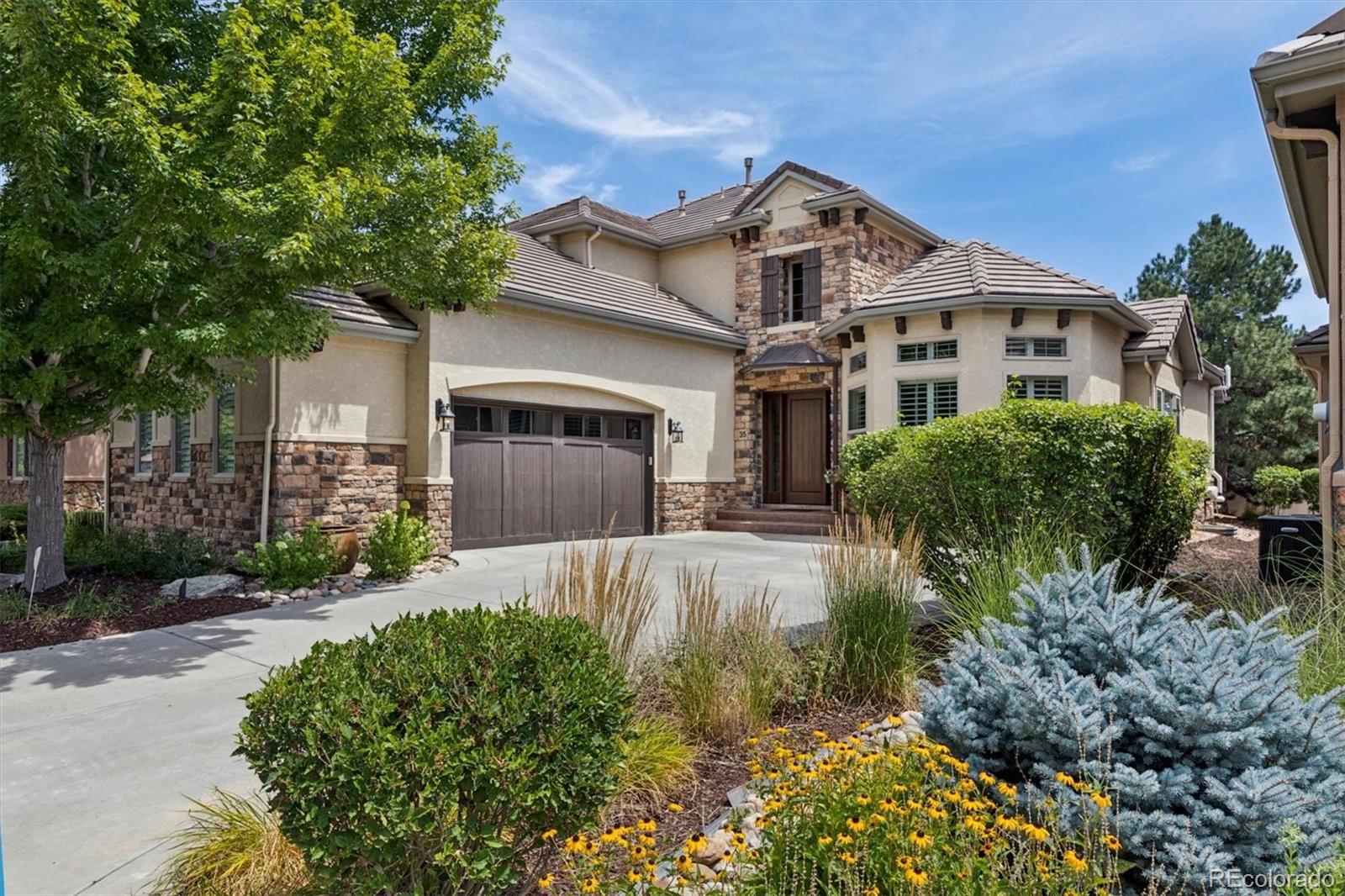 Littleton, Colorado, 80123, United States, 3 Bedrooms Bedrooms, ,4 BathroomsBathrooms,Residential,Active,1905081
