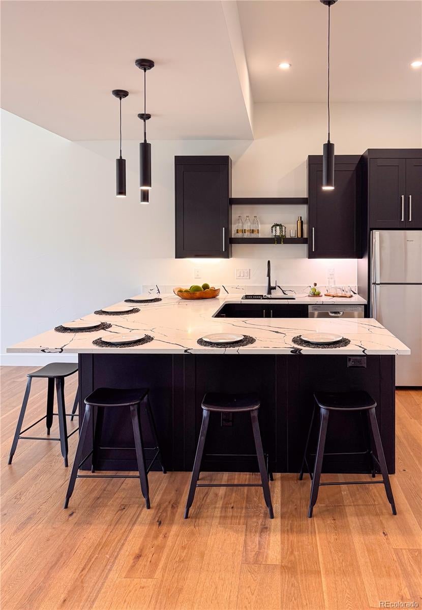 Evergreen, Colorado, 80439, United States, 5 Bedrooms Bedrooms, ,6 BathroomsBathrooms,Residential,Active,2008684