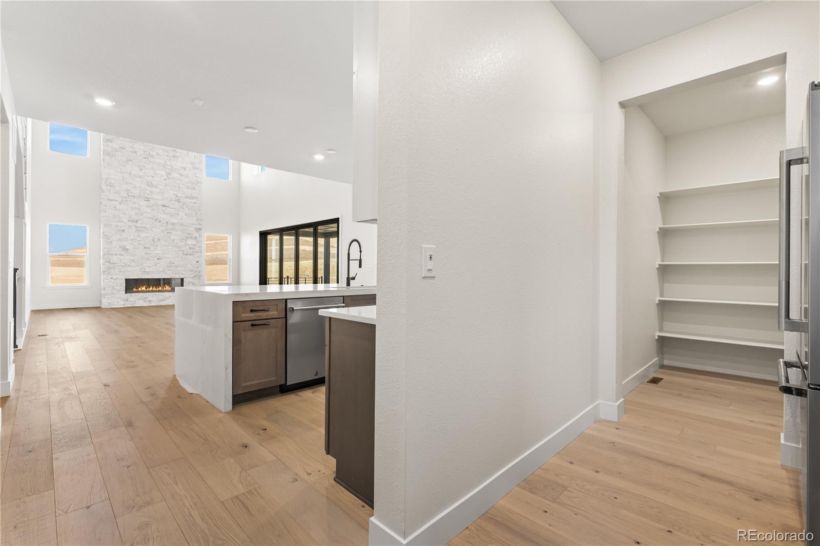 Lone Tree, Colorado, 80134, United States, 6 Bedrooms Bedrooms, ,7 BathroomsBathrooms,Residential,Active,1952989