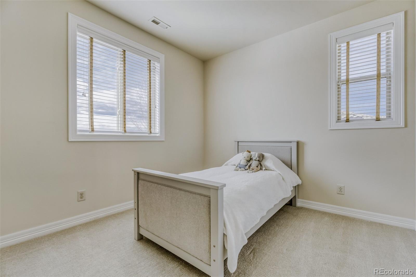 Lone Tree, Colorado, 80124, United States, 5 Bedrooms Bedrooms, ,5 BathroomsBathrooms,Residential,Active,2017438