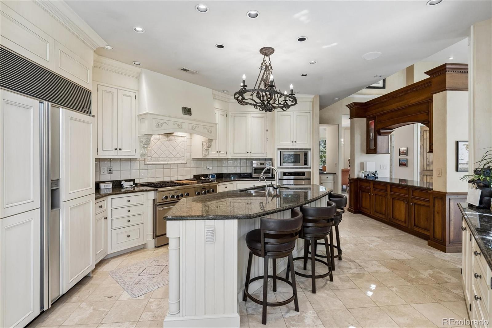 Colorado Springs, Colorado, 80906, United States, 5 Bedrooms Bedrooms, ,7 BathroomsBathrooms,Residential,Active,2045540