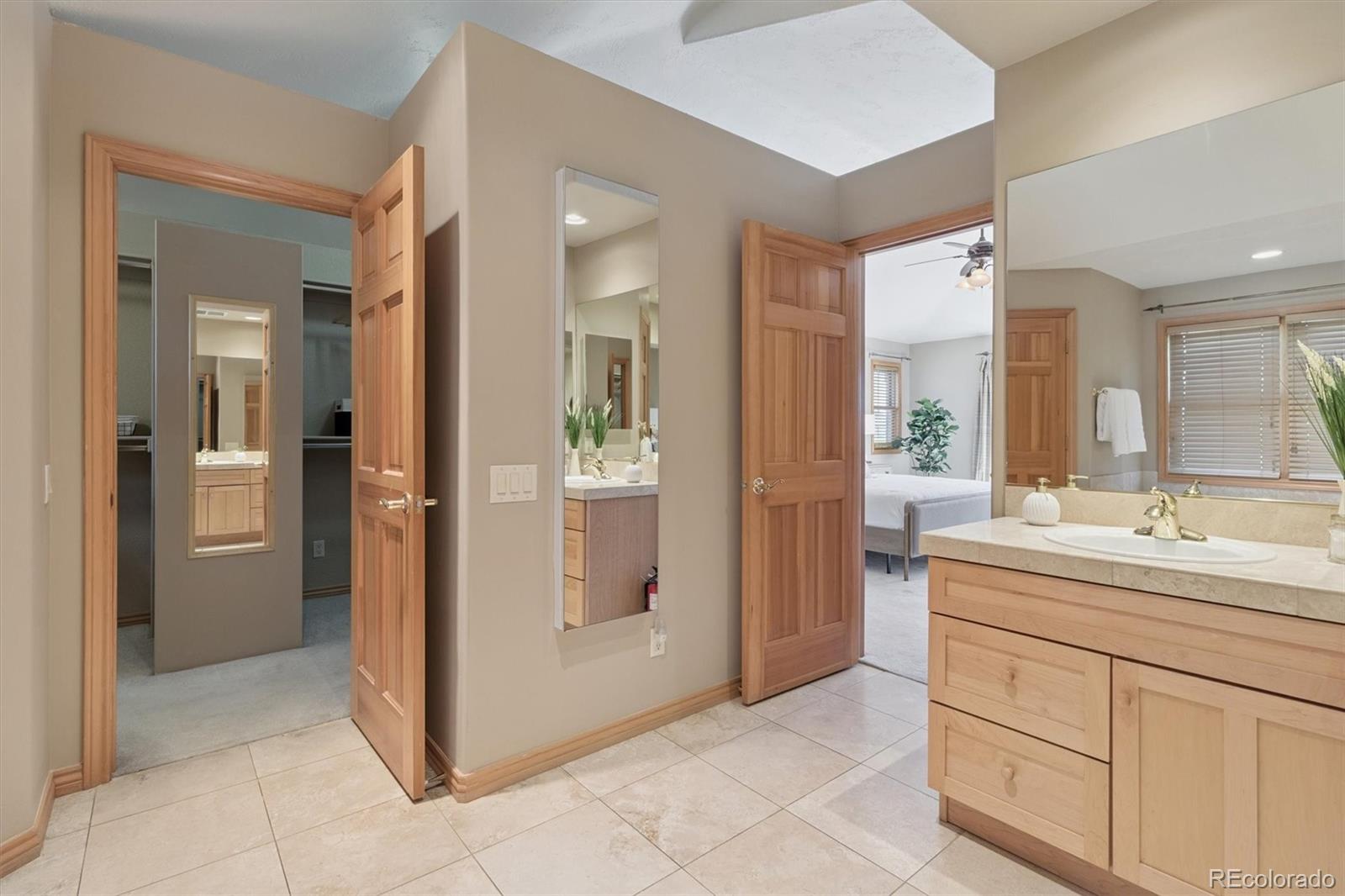 Brighton, Colorado, 80602, United States, 4 Bedrooms Bedrooms, ,4 BathroomsBathrooms,Residential,Active,1952593