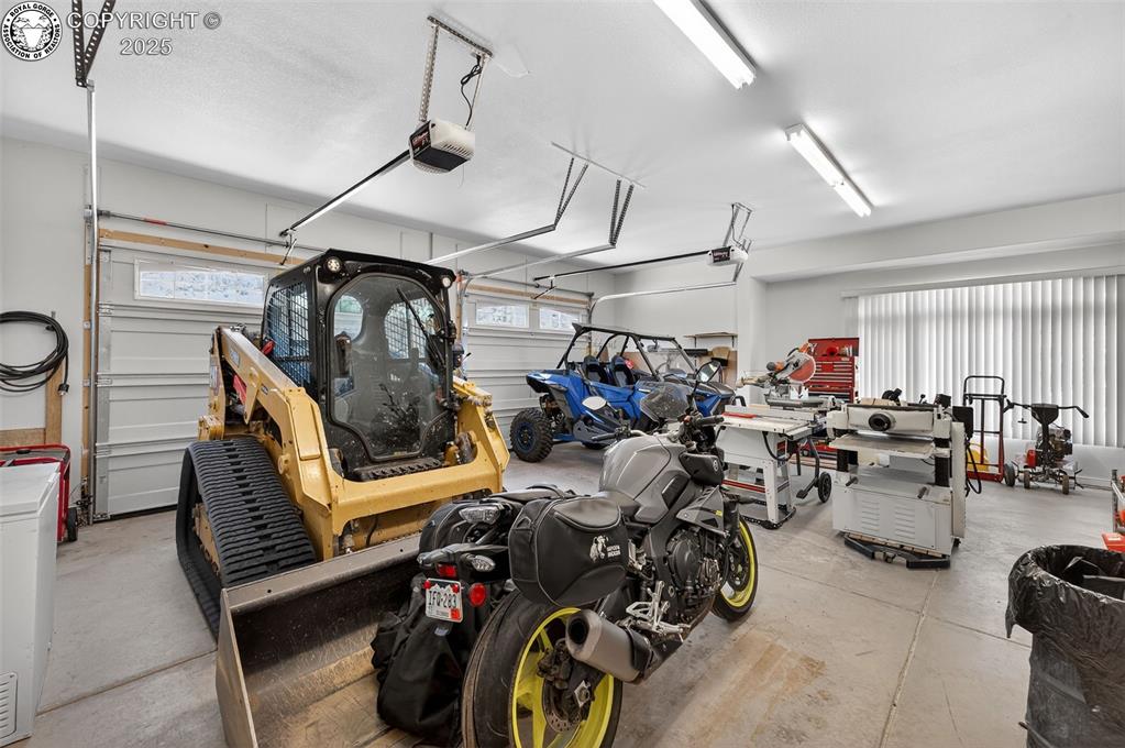 Canon City, Colorado, 81212, United States, 4 Bedrooms Bedrooms, ,4 BathroomsBathrooms,Residential,Active,2006823