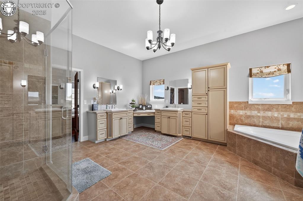 Canon City, Colorado, 81212, United States, 4 Bedrooms Bedrooms, ,4 BathroomsBathrooms,Residential,Active,2006823