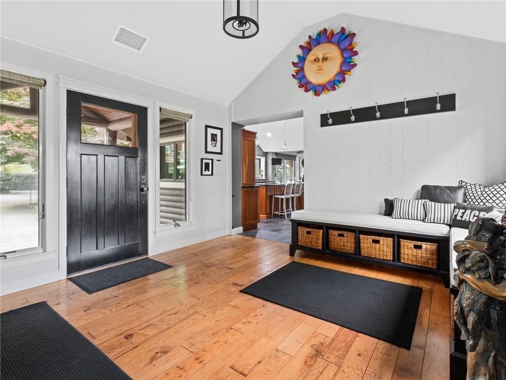 Smithfield, Rhode Island, 02917, United States, 3 Bedrooms Bedrooms, ,3 BathroomsBathrooms,Residential,Active,1953020